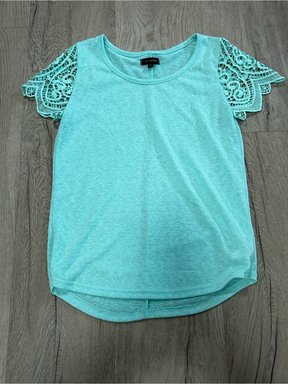 The Limited Women's Lace Sleeve Scoop Neck Top - Mint